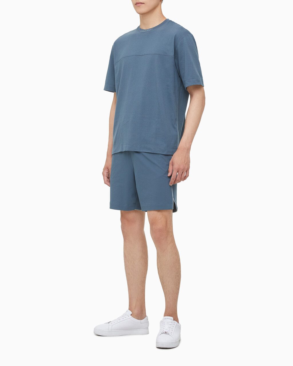 Buy 남성 릴렉스핏 저지 숏슬리브 티셔츠 in color OCEAN TEAL/ BLK