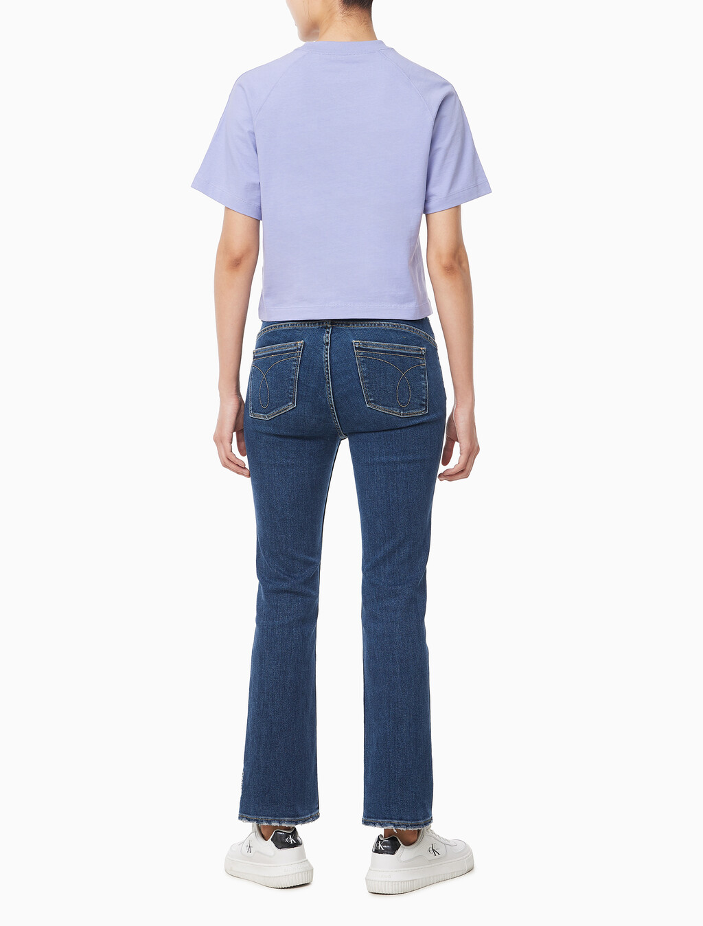Buy 여성 박시 CK 크레스트 크롭 포켓 반팔 티셔츠 in color PERSIAN VIOLET
