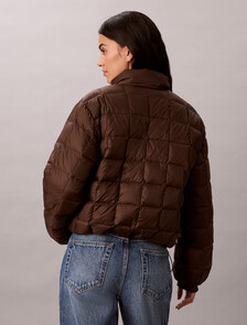 Buy 여성 구스다운 숏 푸퍼 자켓 in color Brown