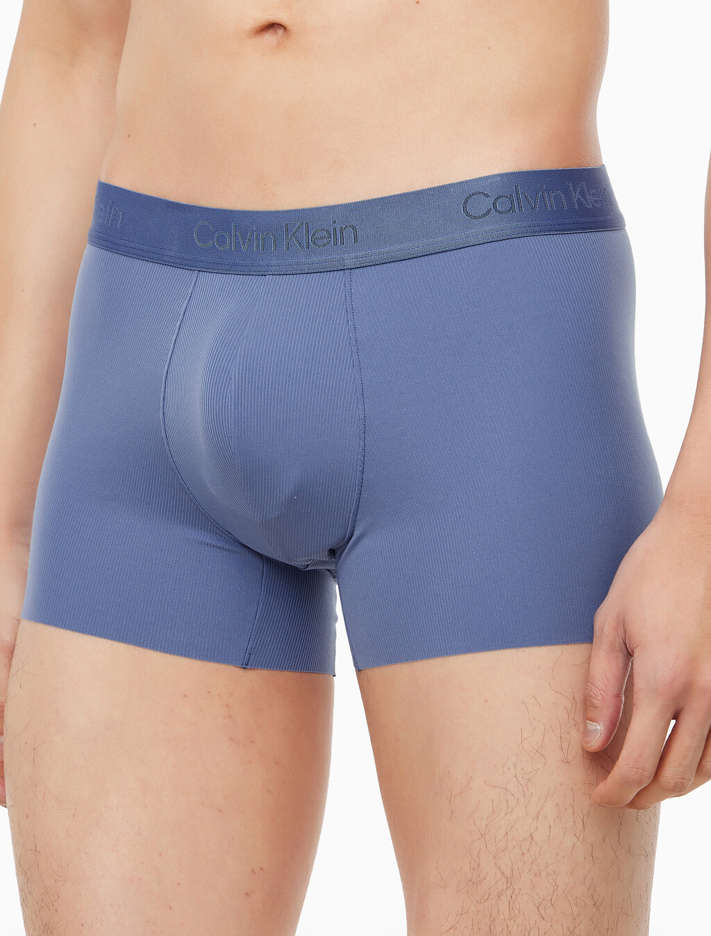 Buy 남성 마이크로파이버 스트레치 그립 트렁크 in color CHARMED BLUE