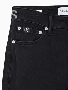 Buy 남성 슬림핏 블랙 데님 in color WASHED BLACK LOGO LACE