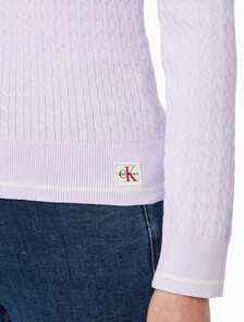 Buy 여성 우븐라벨 케이블 가디건 in color Light Pink