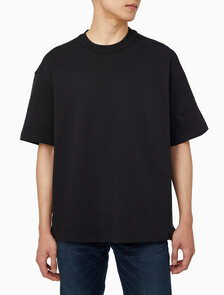 Buy 남성 릴렉스핏 텍스처드 피케 로고 반팔 티셔츠 in color BLACK