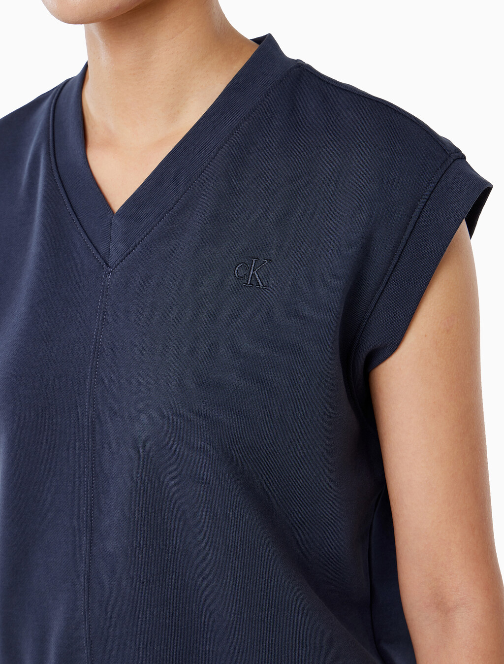 Buy 여성 모노그램 베스트 in color SPEAKEASY