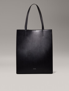 Buy NS 토트백 43 in color BLACK BEAUTY