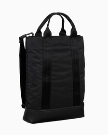 Buy 남성 CKJ 인더스트리얼 나일론 매거진 토트백 in color BLACK