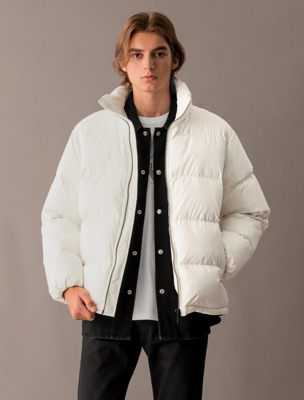 Buy 남성 베이직 에센셜 다운 푸퍼 자켓  in color WHITE