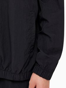 Buy 남성 윈드 브레이커 재킷 in color CK BLACK