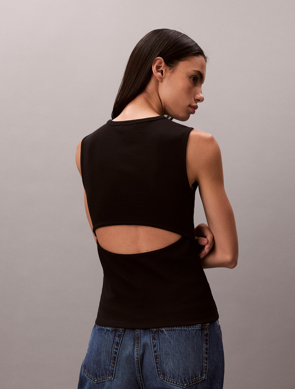 Buy 여성 우븐라벨 베이비립 컷아웃 탱크 in color BLACK