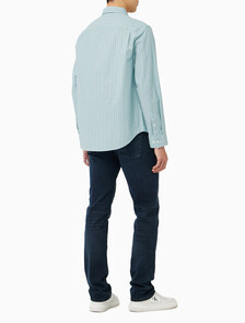 Buy 스트라이프 워시드 옥스포드 이지셔츠 in color Wild Green