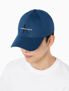 Buy 남녀공용 CKJ 모노그램 엠브로이더리 볼캡 in color NAVY