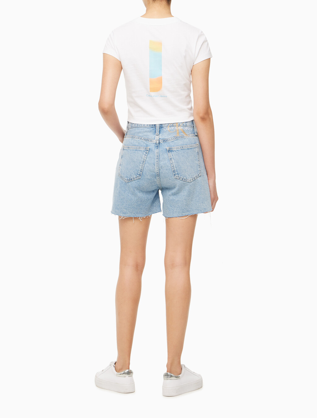 Buy 여성 맘핏 데님 쇼츠 in color CHALKY BLUE