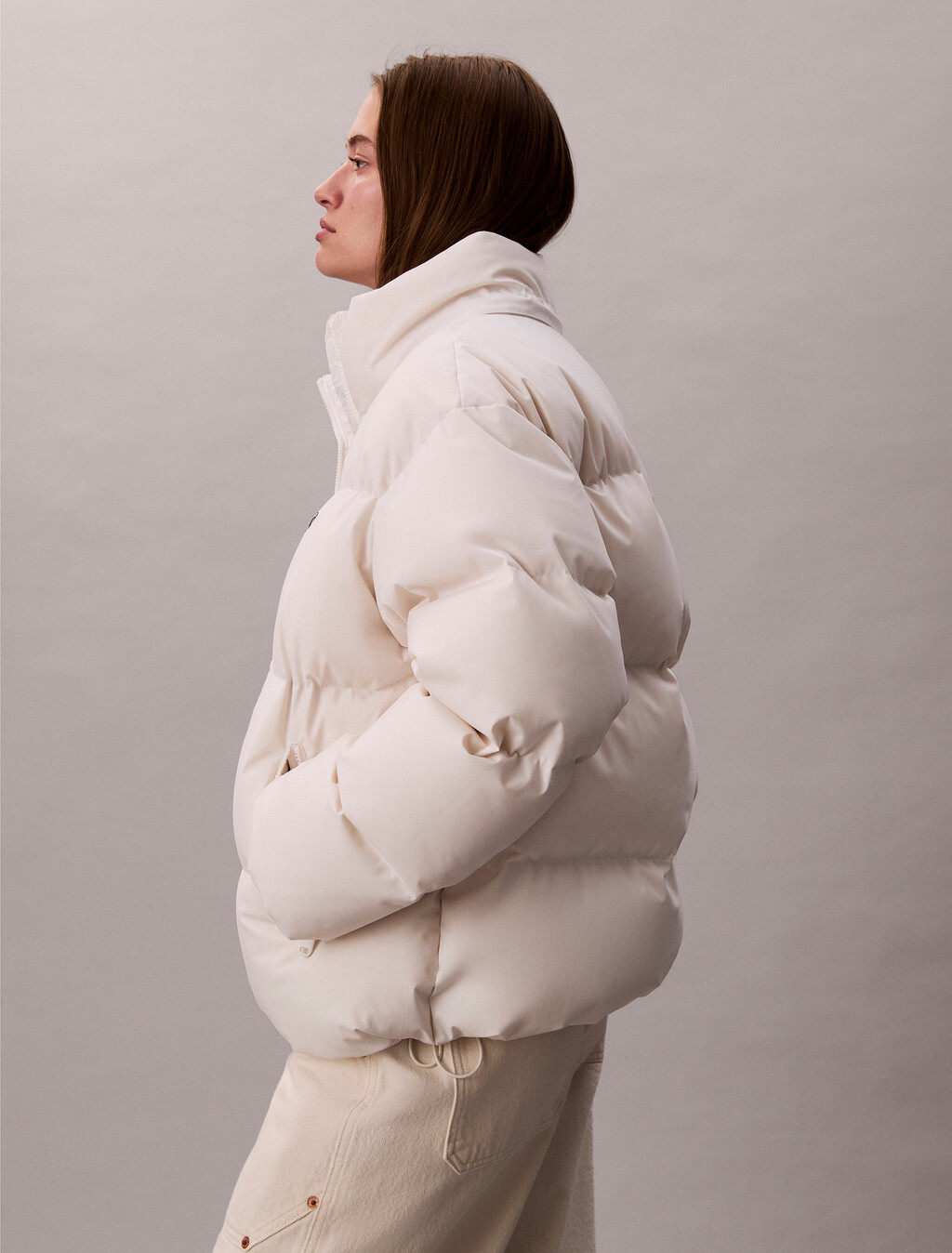 Buy 여성 미드 랭스 후드 다운 in color Ivory