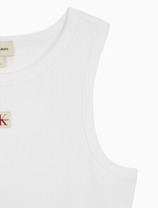 Buy 여성 우븐라벨 코튼 립 탱크 탑 in color BRILLIANT WHITE