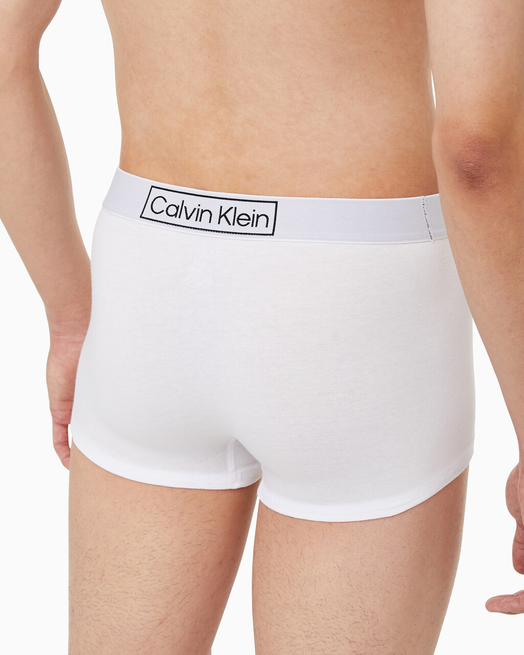 Buy 남성 CK 리이미진드 헤리티지 3PK 트렁크 in color BLACKGREY HEATHERWHITE