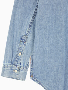 Buy 여성 릴렉스핏 데님 셔츠 in color RIVIERA