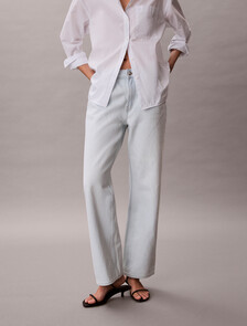 Buy 여성 90S 스트레이트 데님 in color Light blue