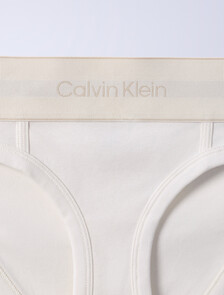Buy Jung Kook for Calvin Klein 여성 헤리티지 코튼 AF 비키니 in color TOFU