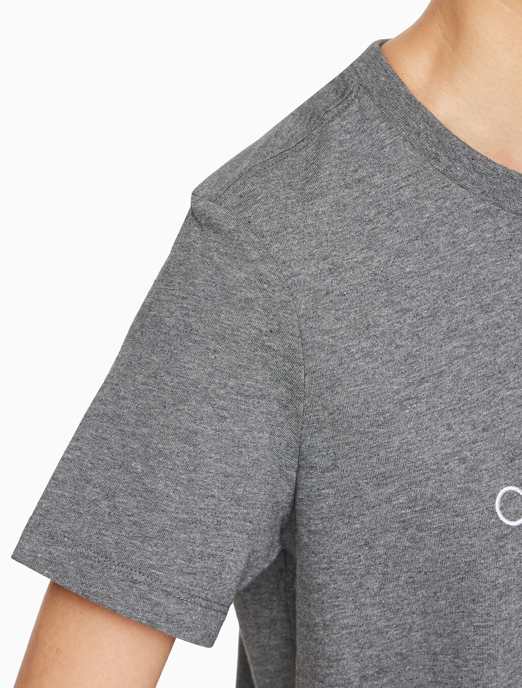 Buy 여성 히어로 모노로고 크루넥 반팔 티셔츠 in color MEDIUM GREY HEATHER