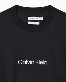 Buy 남성 릴렉스핏 스탠다드 로고 크루넥 반팔 티셔츠 in color BLACK BEAUTY
