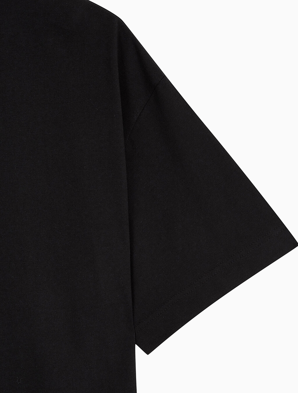 Buy 남성 오버핏 모노그램 로고 반팔 티셔츠 in color BLACK