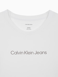 Buy 여성 슬림핏 인스티튜셔널 로고 반팔 티셔츠 in color BRILLIANT WHITE