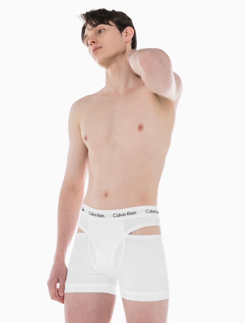 Buy 남성 코튼 스트레치 디컨스트럭티드 드로즈 in color WHITE