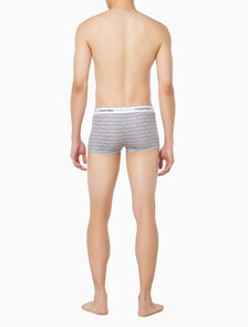 Buy 남성 아이콘 코튼 스트레치 마이크로 로우 라이즈 트렁크 in color Grey