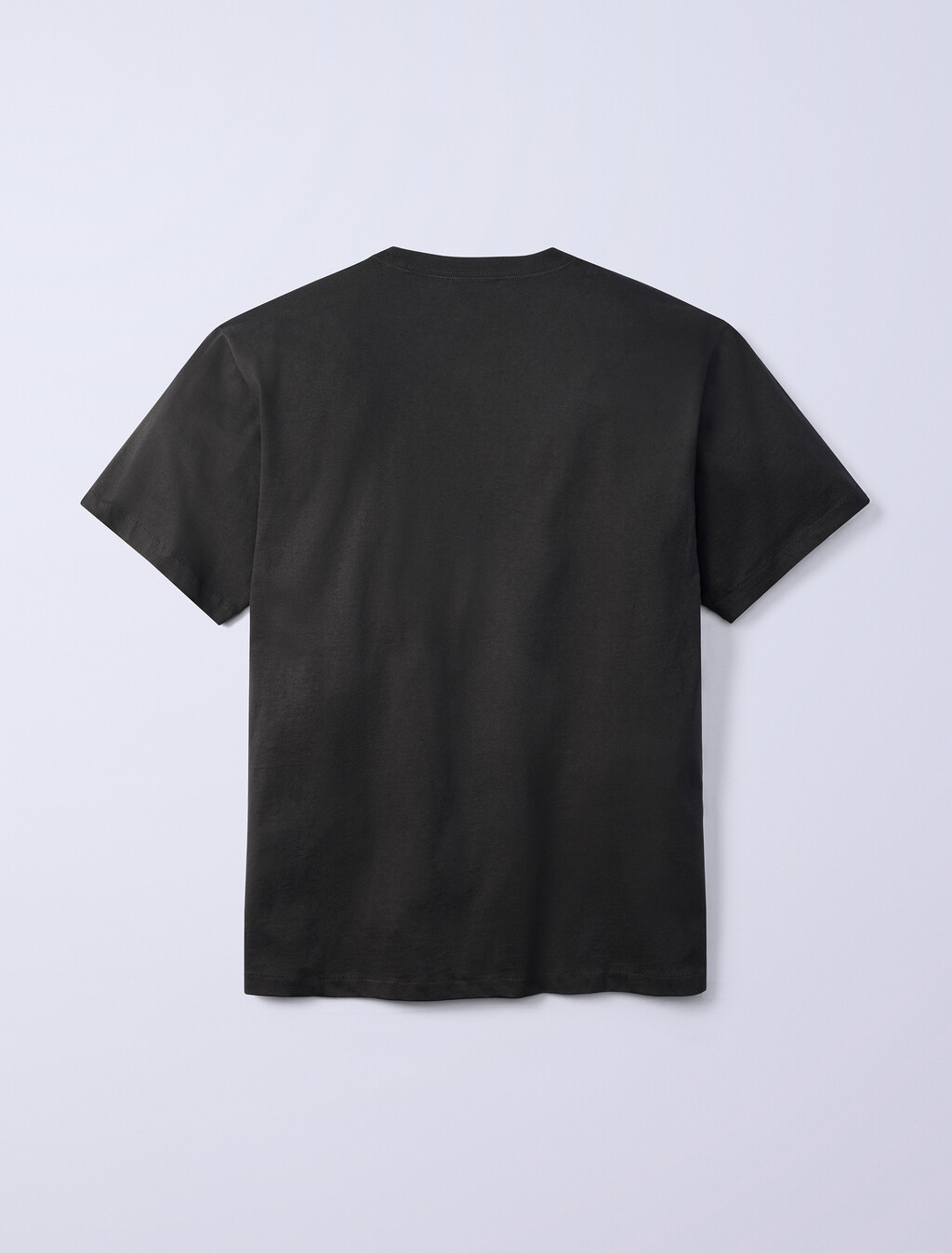 Buy Jung Kook for Calvin Klein  남성 릴렉스 핏 뱃지 로고 반팔 티셔츠 in color PEAT