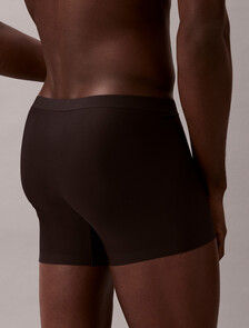 Buy 남성 CK 블랙 인비져블 메쉬 트렁크 in color BLACK