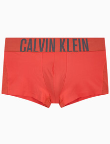 Buy 남성 인텐스 파워 메쉬 로우 라이즈 트렁크 in color Red Brown