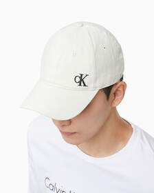 Buy 남녀공용 워시드 코튼 트윌 엠브로 캡 in color BONE WHITE