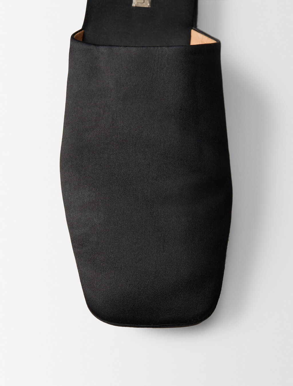 Buy HUGH-RASO-ATTILIO in color BLACK