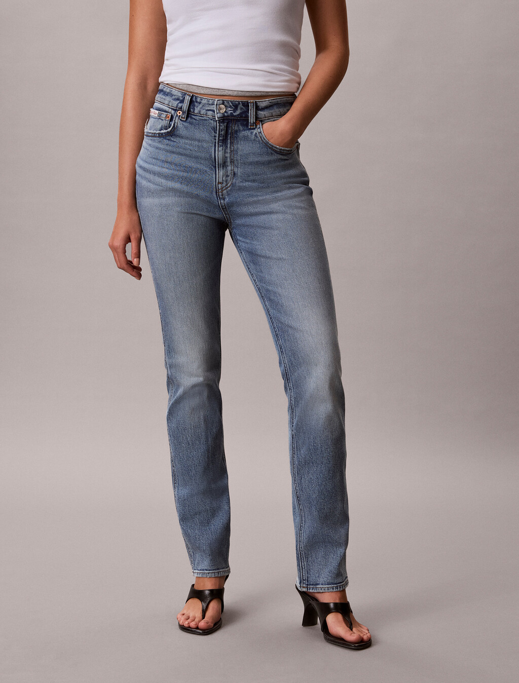 Buy 여성 브루크 데님 in color Mid blue