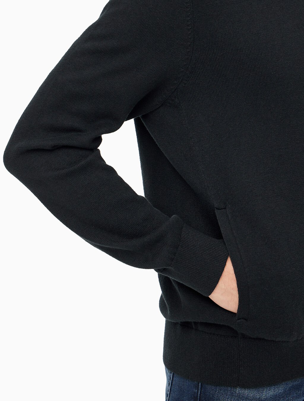 Buy 남성 에센셜 스웨터 가디건 in color CK BLACK