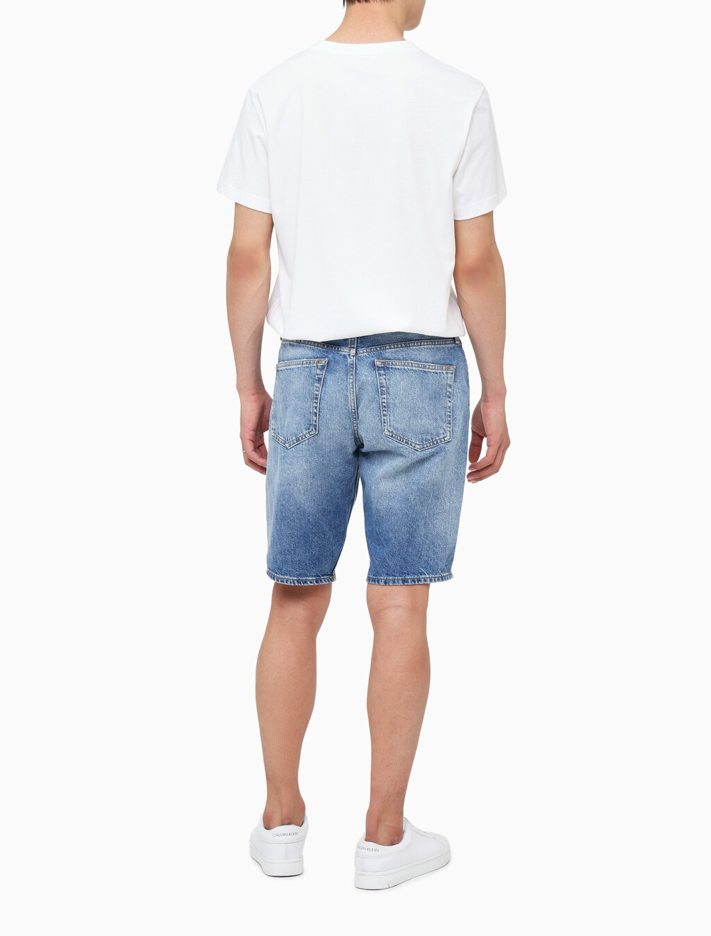 Buy 남성 레귤러핏 디스트로이드 라이트블루 데님 쇼츠 in color CHALKY BLUE