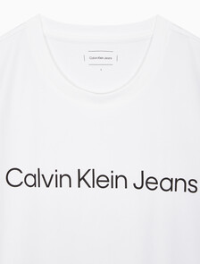 Buy 남성 레귤러핏 인스티튜셔널 로고 반팔 티셔츠 in color BRIGHT WHITE