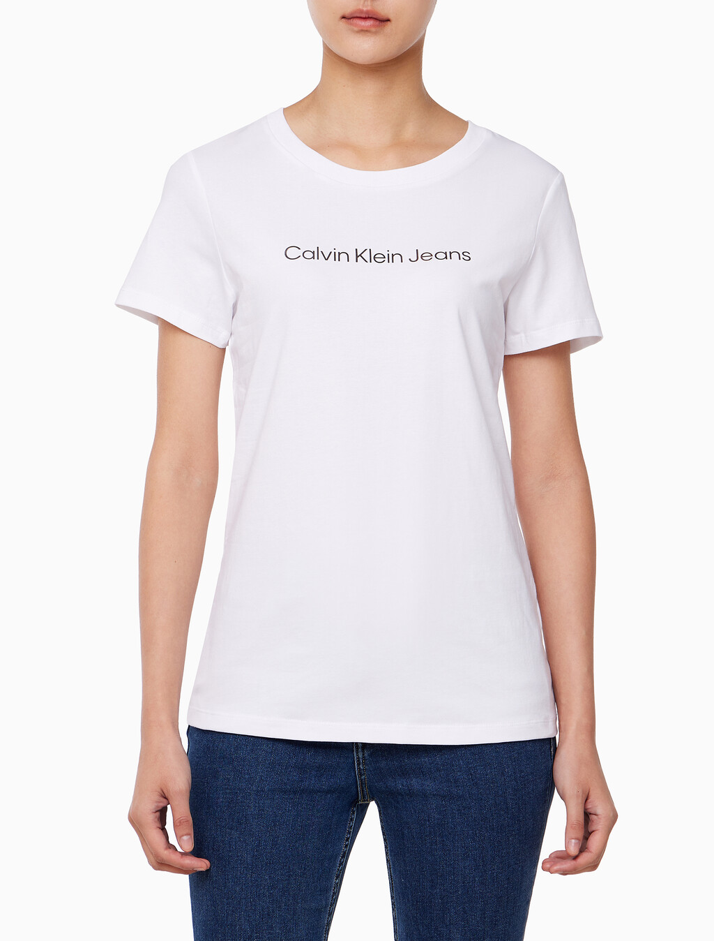 Buy 여성 슬림핏 인스티튜셔널 로고 반팔 티셔츠 in color BRILLIANT WHITE