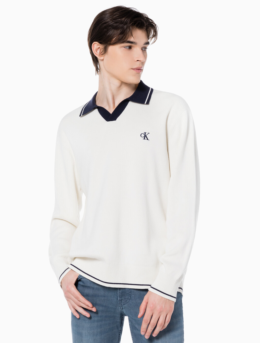 Buy 남성 오버사이즈 럭비카라 스웨터 in color WHITE