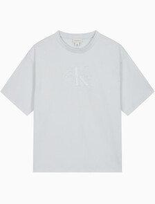 Buy 남성 릴렉스핏 히어로 모노그램 로고 반팔 티셔츠 in color BLUE BLUSH