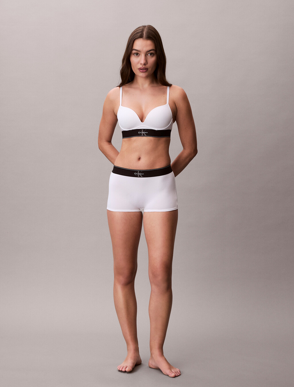 Buy 여성 CK 그래픽 AF 푸쉬업 브라 in color WHITE