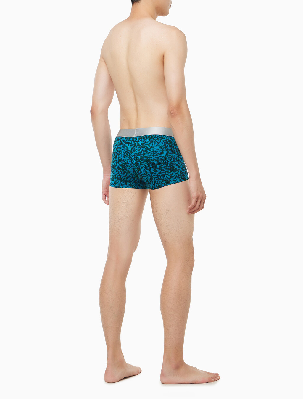 Buy 남성 브러시드 마이크로파이버 스트레치 로우 라이즈 트렁크 in color Blue