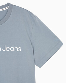 Buy 남성 레귤러핏 인스티튜셔널 로고 스트레치 반팔 티셔츠 in color OVERCAST GREY