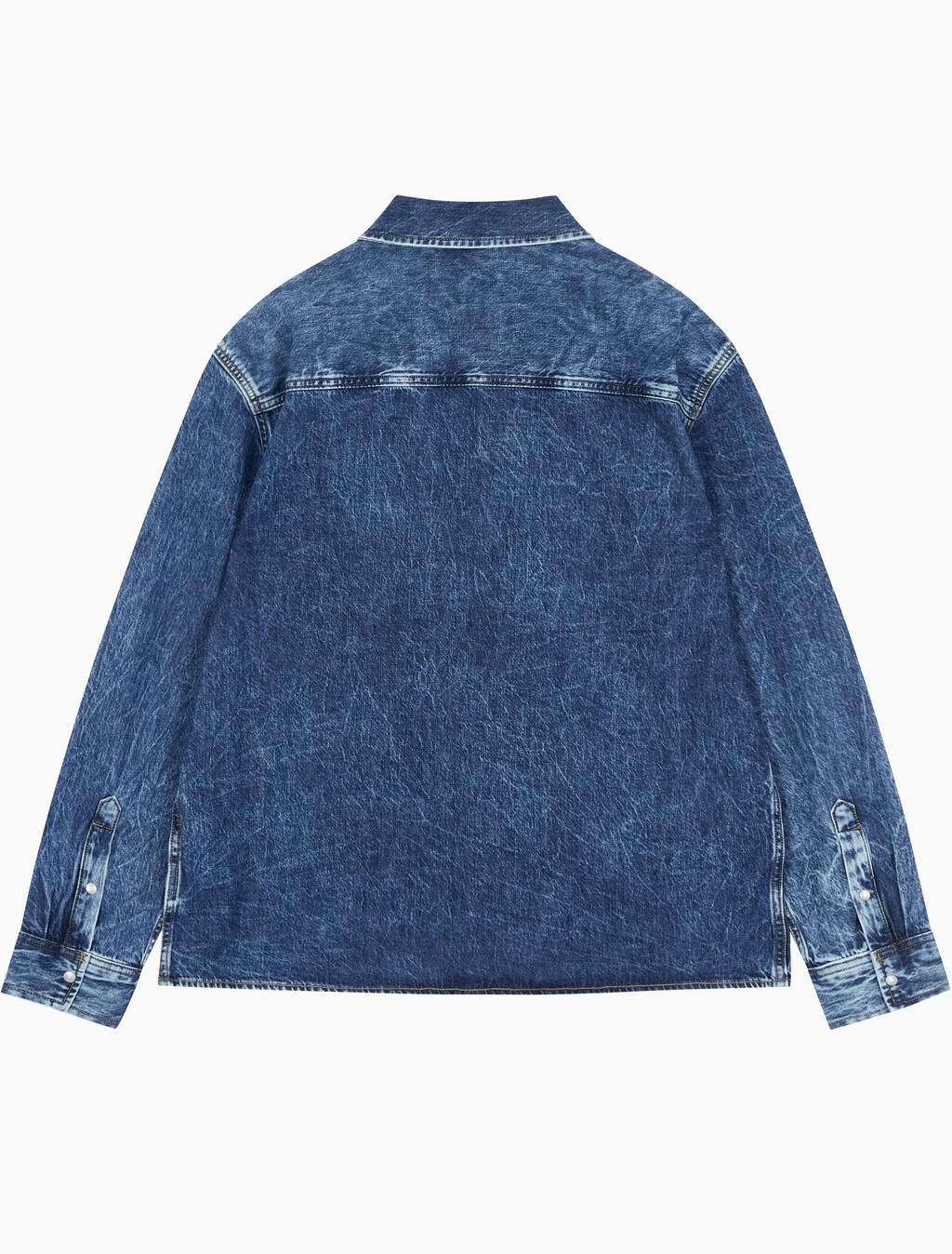 Buy 남성 릴렉스핏 유틸리티 데님 셔츠 in color MID BLUE BACK EMBRO