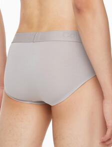 Buy 남성 CK 블랙 실크 니트 힙브리프 in color LIGHT GREY