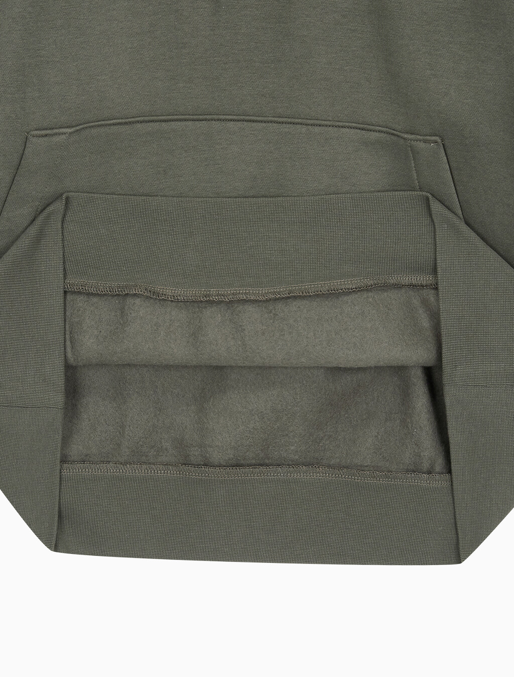 Buy 남성 롱슬리브 아카이브 플리스 후디 in color CHARCOAL