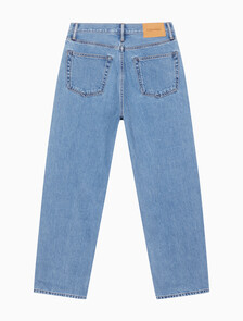 Buy 남성 스트레이트핏 라이트블루 데님 in color COASTAL BLUE