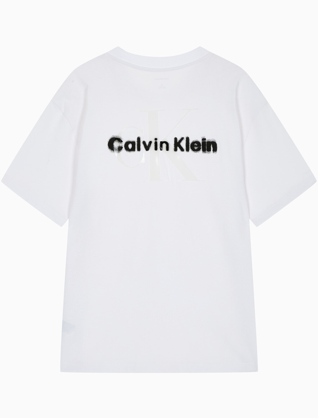 Buy 남성 릴렉스핏 CK 리퀴드 모노그램 로고 반팔 티셔츠 in color BRILLIANT WHITE