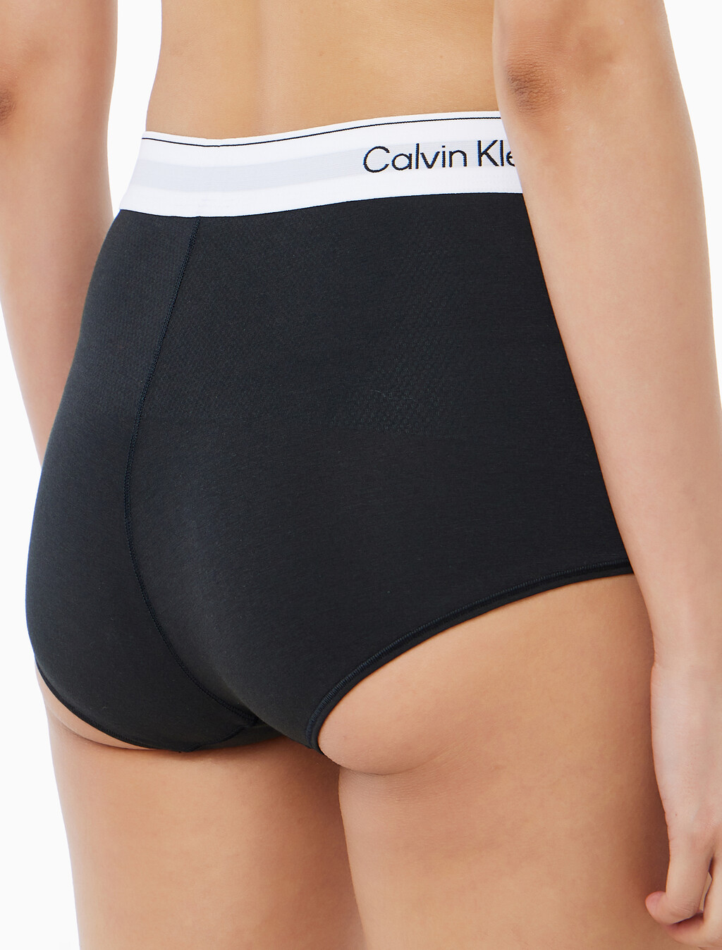 Buy 여성 아이콘 쉐입웨어 브리프 in color BLACK