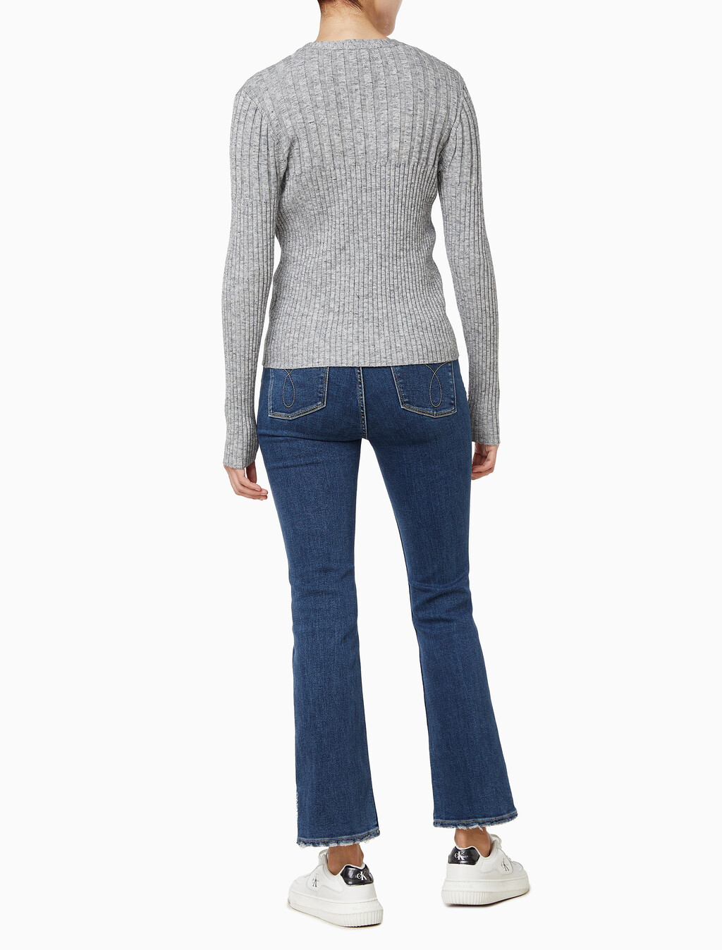 Buy 여성 립 가디건 in color Grey